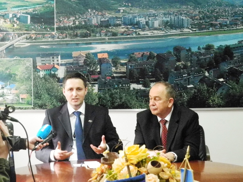 Susret zamjenika predsjedavajućeg Predstavničkog doma dr. Denisa Bećirovića sa Vladom Bosanko - podrinjskog kantona